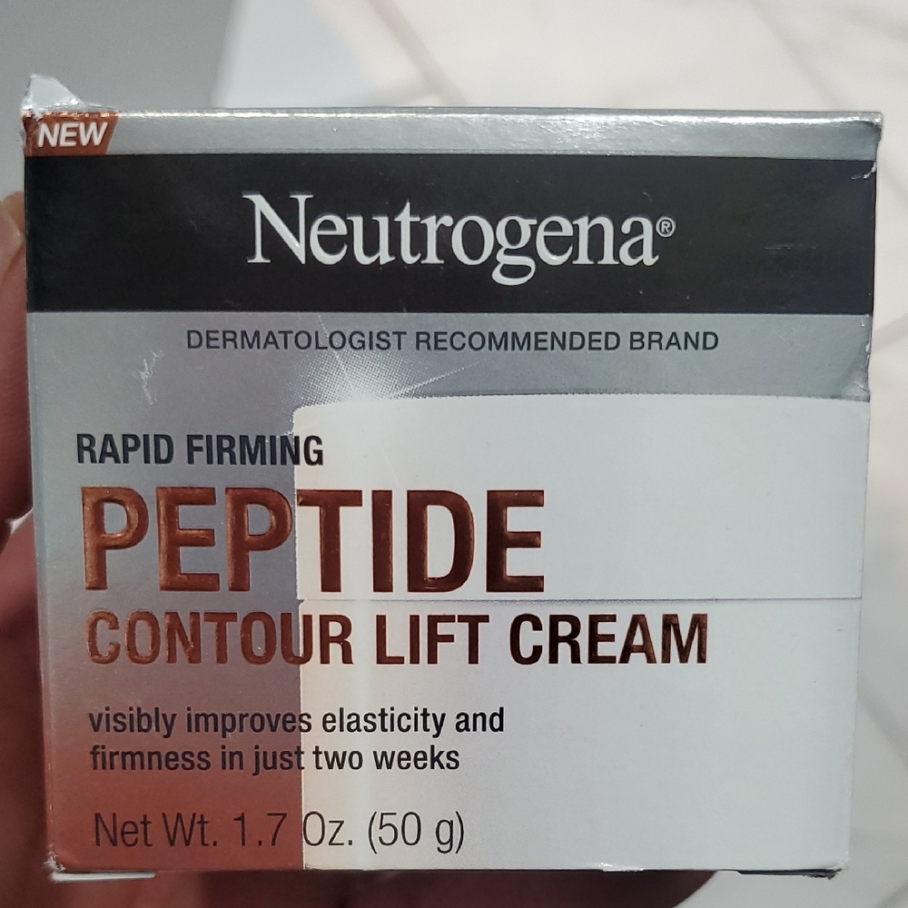Neutrogena Peptide Contour Lift Cream